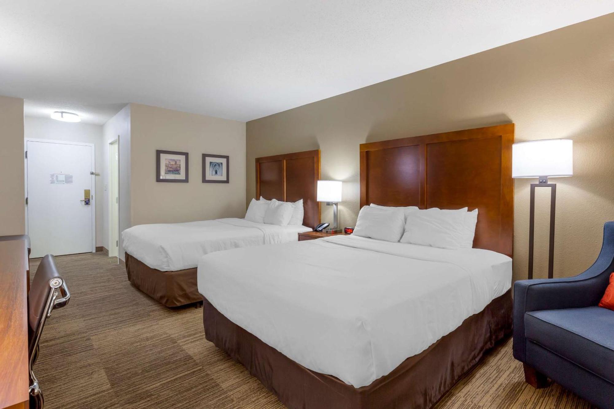 Comfort - Chapel Hill 3*