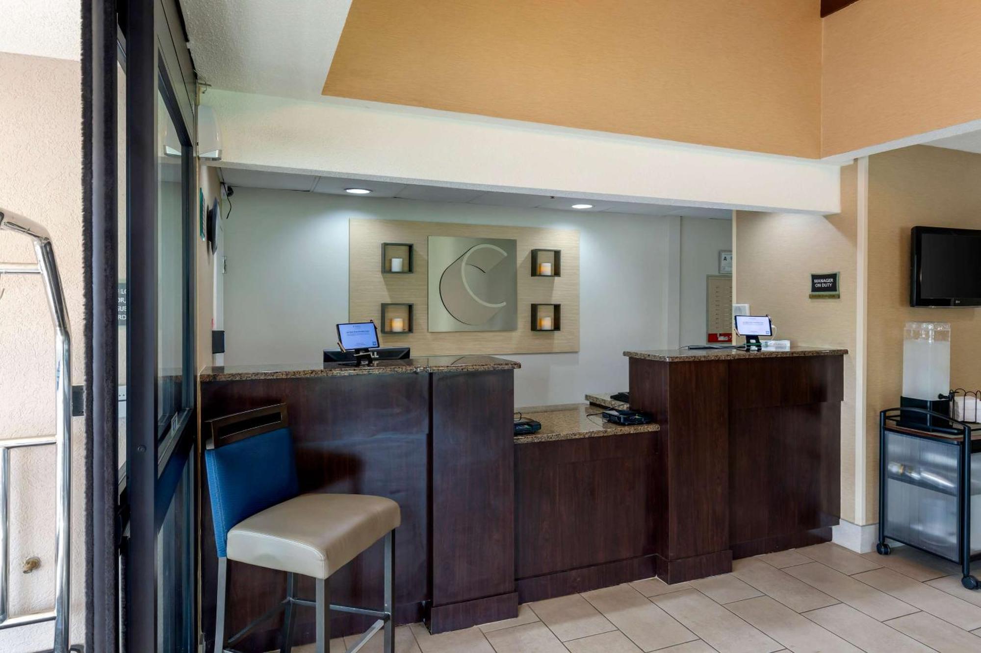 Comfort - Chapel Hill Inn