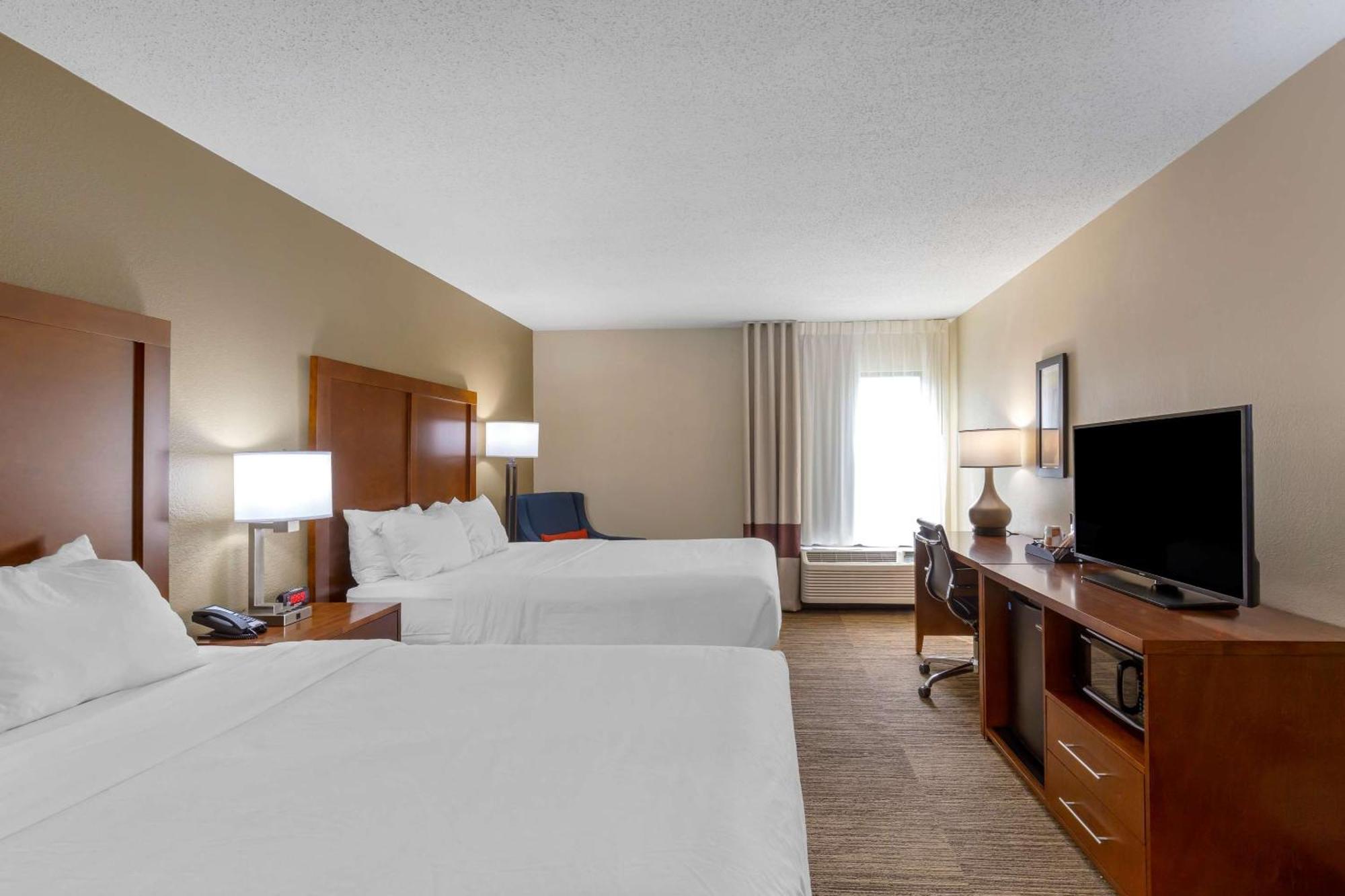 Comfort - Chapel Hill Inn
