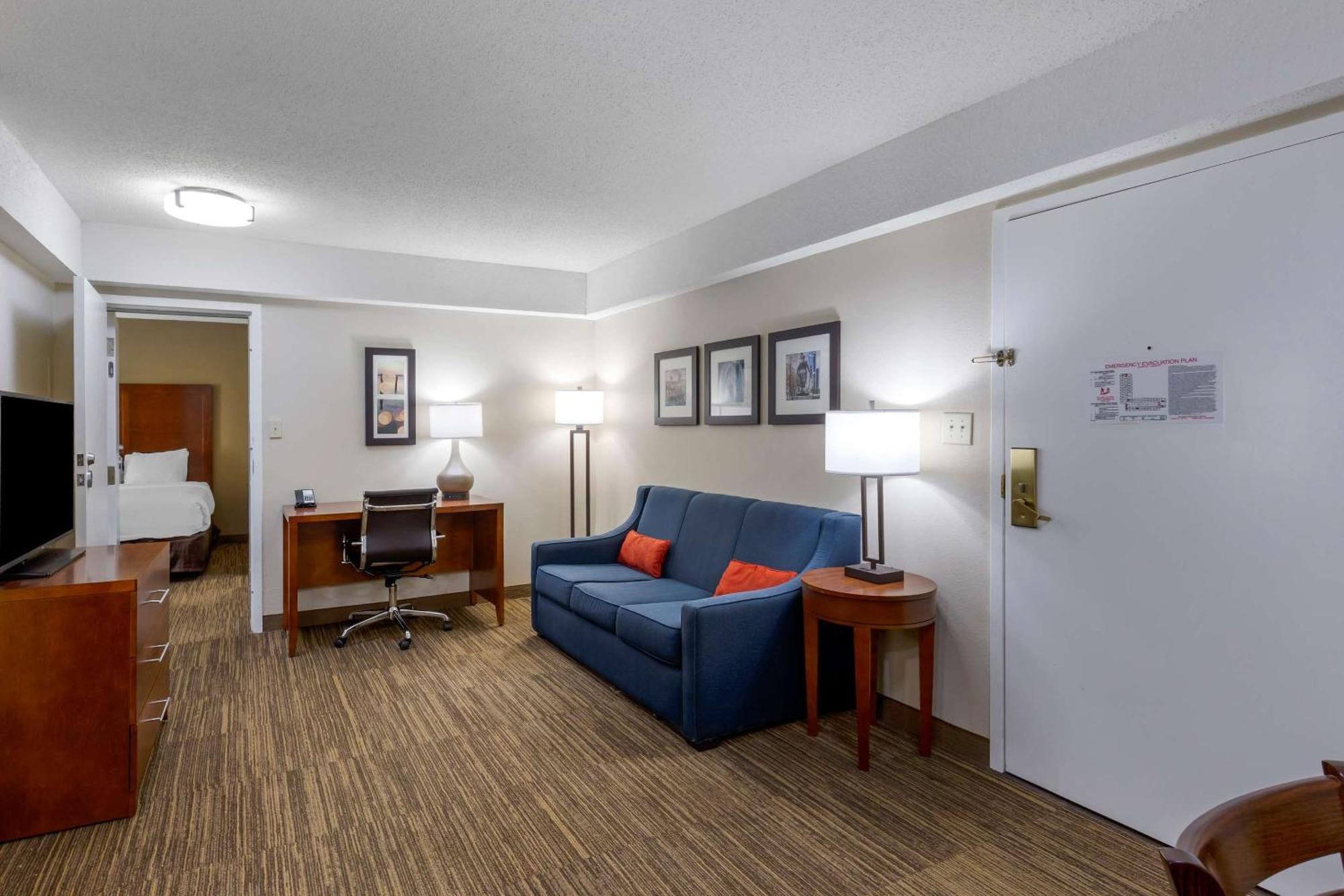 Inn Comfort - Chapel Hill 3*