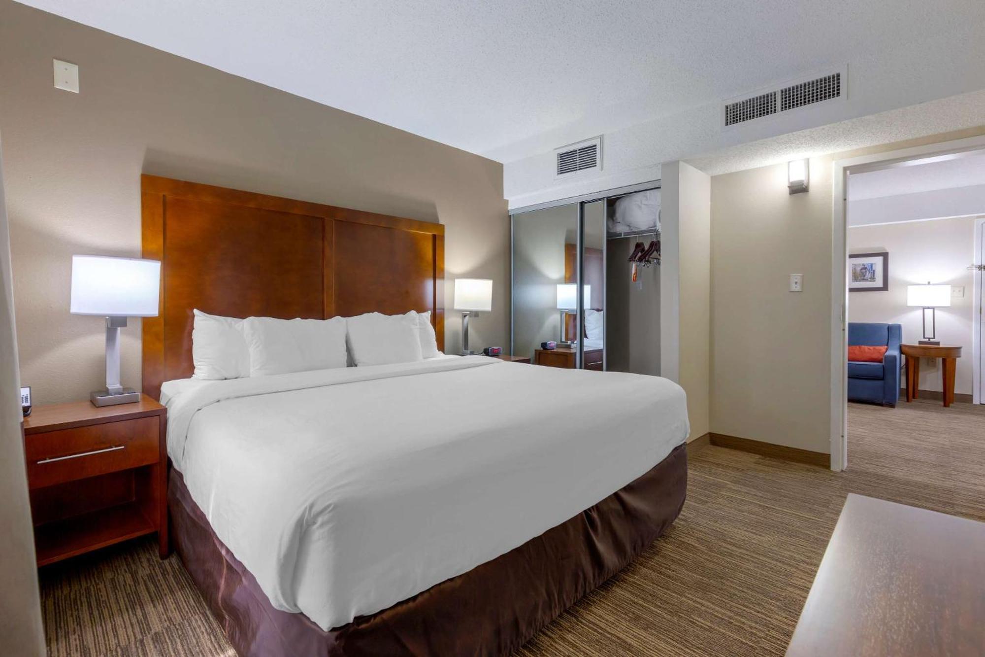 Comfort - Chapel Hill Inn 3*